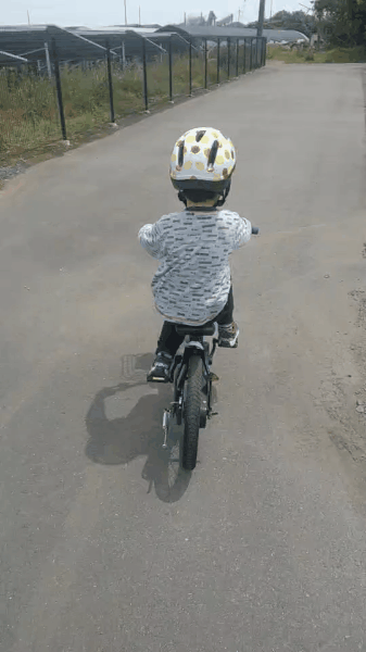 息子　自転車